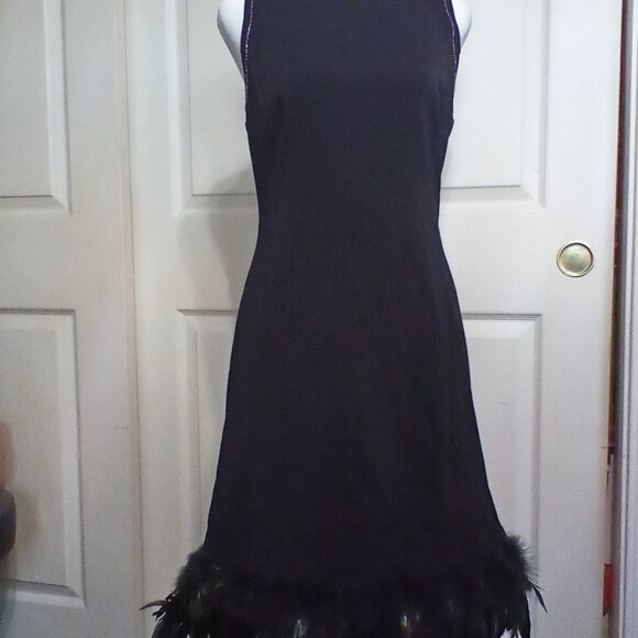 Nicole Feather Dress - Picture 5 of 6